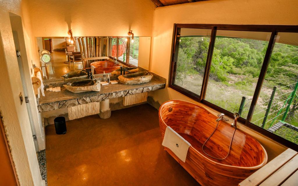 Mara Enkaji Wilderness Camp